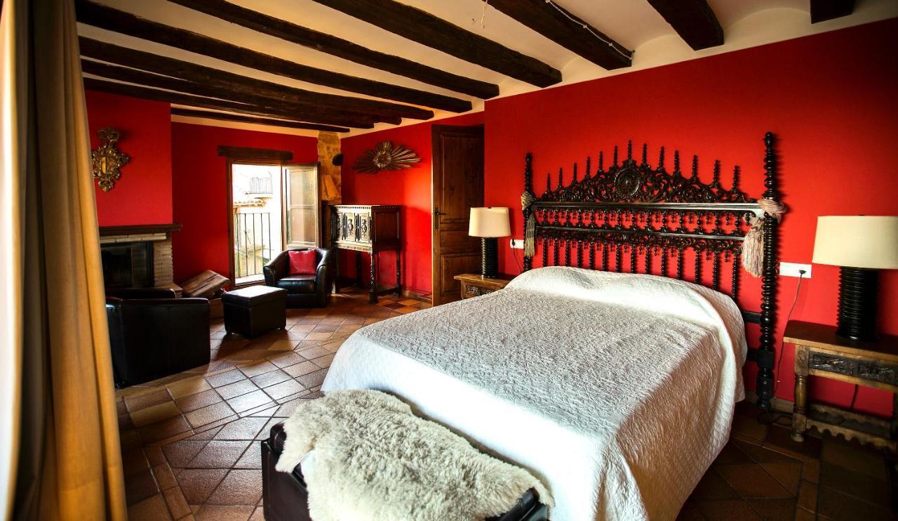 Casa Rumbet Horta de Sant Joan Luaran gambar