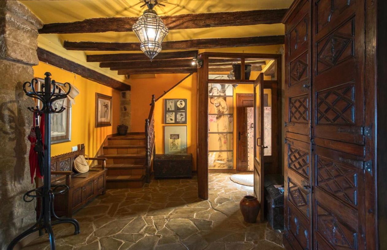 Casa Rumbet Horta de Sant Joan Luaran gambar